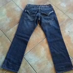 ROBIN'S MANS SZ 34 STUDDED BK FLAPS \MISSING BK TU